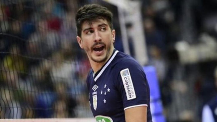 Nico Uriarte, voley