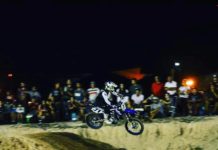 Empieza la acción del Supercross nocturno en La Barda