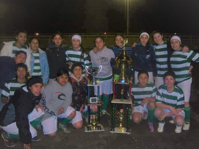 Juventud femenino, de Junín. Año 2008, cuando nació el equipo. (1)
