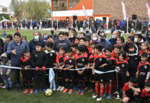 Inauguraron la cancha de césped sintético en el poli de Gregorio Álvarez