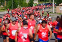Corrida de la Confluencia, una marea roja que paso por el Limay y el Neuquén