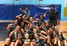 A Cente le sobran copas para el brindis y el Rojo festeja en U13