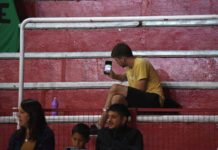 Piedra libre en las gradas federales