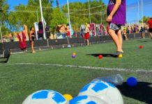 Pelotas y gorras para las colonias municipales