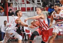 El Rojo clavó un triple y se vuelve puntero de Chubut