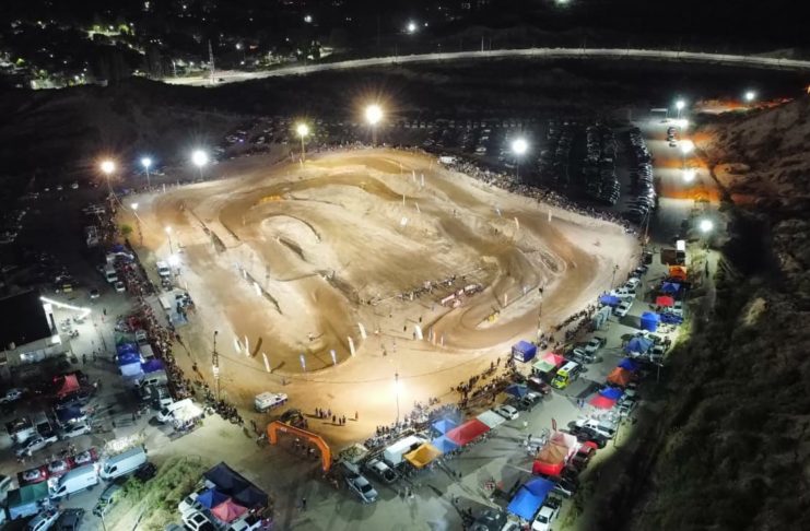El 13 de diciembre vuelve la emoción a La Barda con el Supercross nocturno