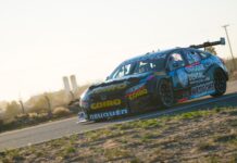 Camilo Echevarría continua en el Turismo Carretera 2000