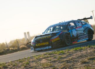 Camilo Echevarría continua en el Turismo Carretera 2000