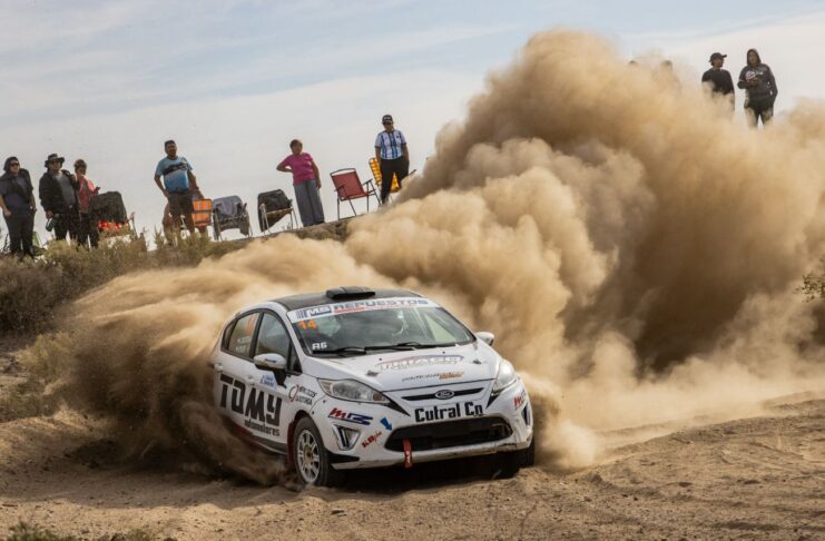 Claudio Bustos se subió al podio en General Roca