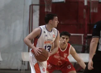 Deportivo Roca y Pérfora lideran el PreFederal de básquet